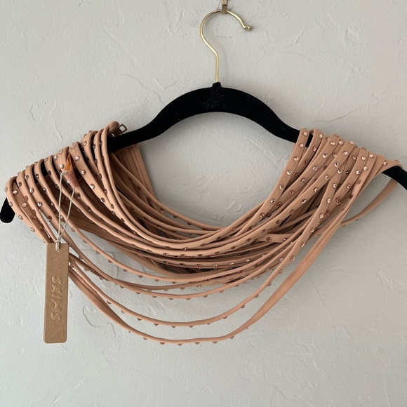 ✨SKIMS SWIM RHINESTONE STRAPPY SKIRT COVER UP OCHRE XS - Picture 4 of 5